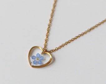 Necklace “Pia Heart” with real forget-me-not, heart pendant, gift, wedding