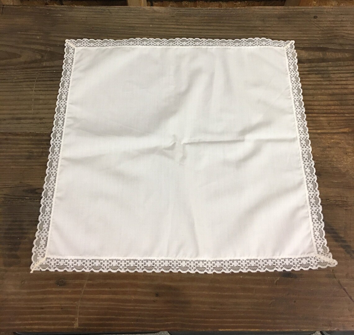 4 white lace edged dinner napkins Etsy