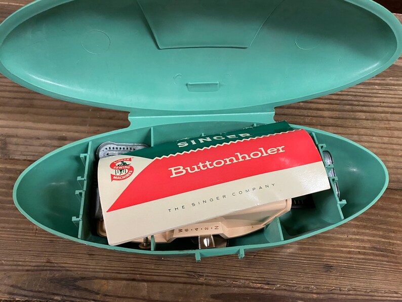 Vintage Singer Button Holer