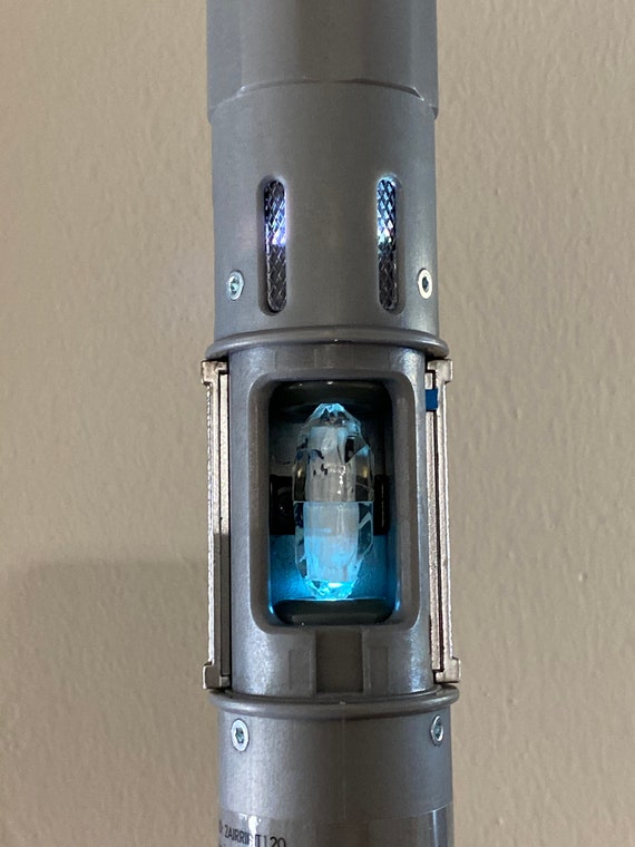V2 KYBER CRYSTAL for Galaxy's Edge Lightsabers and V2 Holocrons - Etsy