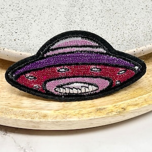 Embroidered IRON ON PATCH Flying Saucer Aliens Planet Heat Adhesive Space  Star Adventure Travelling Decoration Adornment Ornement Travel