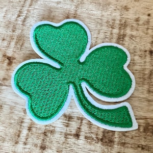 Embroidered Clover -  Canada