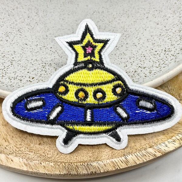 Embroidered IRON ON PATCH Flying Saucer Aliens Planet Heat Adhesive Space Star Adventure Traveling Decoration Adornment Ornament Pizza