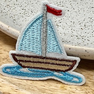 Aufbügelbarer, gestickter Aufnäher für Segelboote, hitzebeständig, für Marineboote, Kreuzer, Wasserfahrzeuge, kleine Dekoration, Schmuck, Ornament, Marine, Marine, Konservierungsmittel, Blau