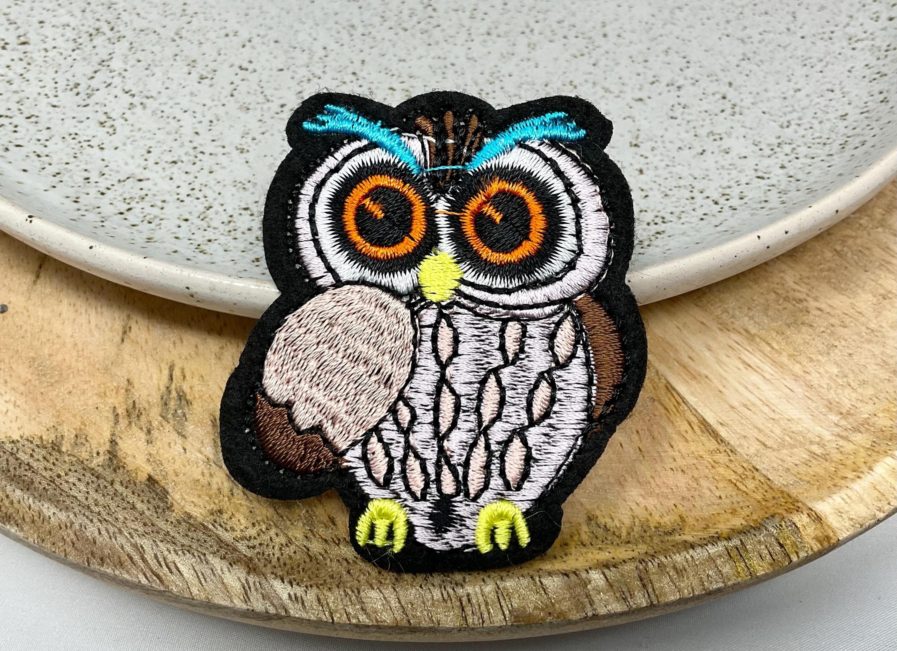 OWL Embroidered IRON on patch OWL Heat Adhesive bird Owl Animal Patches, Adhesive owl patch, Hole Je