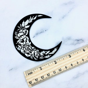 Embroidered IRON on PATCH Black MOON with Flowers, Black White Traveling Decoration, Adhesive Moon Cycle Quarter, Patch for clothes