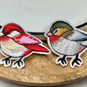BIRD Embroidered IRON on PATCH Heat Adhesive, Sparrow Bird iron on Patch, Patch adhesive for hole Jeans, Animal bird for clothes