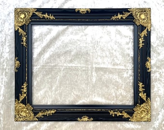 Fine Ornate Black and Gilt Wood & Plaster Rococo Frame