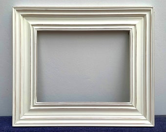 Exquisite Imposing Vintage Wood & Plaster Distressed Antique White Gallery Frame