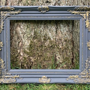 Fine Vintage Painted Grey/Gilt Rococo Wood & Gesso Gallery Frame