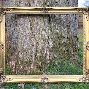 Fabulous high quality Rococo Gilt Wood & Composite Frame