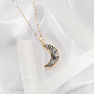 Quartz Moon Necklace - Quartz Moon Jewelry - Druzy Moon Necklace - Crescent Moon Jewelry - Everyday Necklace - Anniversary Birthday Gifts