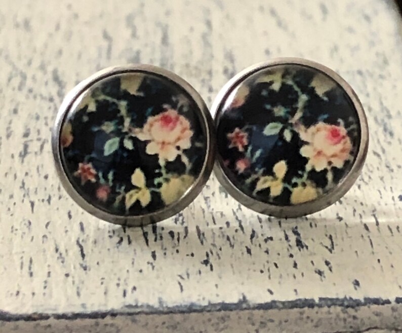 Ready To Ship gift Cottagecore Jewelry Gifts For Her Stainless Steel Roses 12mm Victorian Black Floral Stud Earrings Minimalist