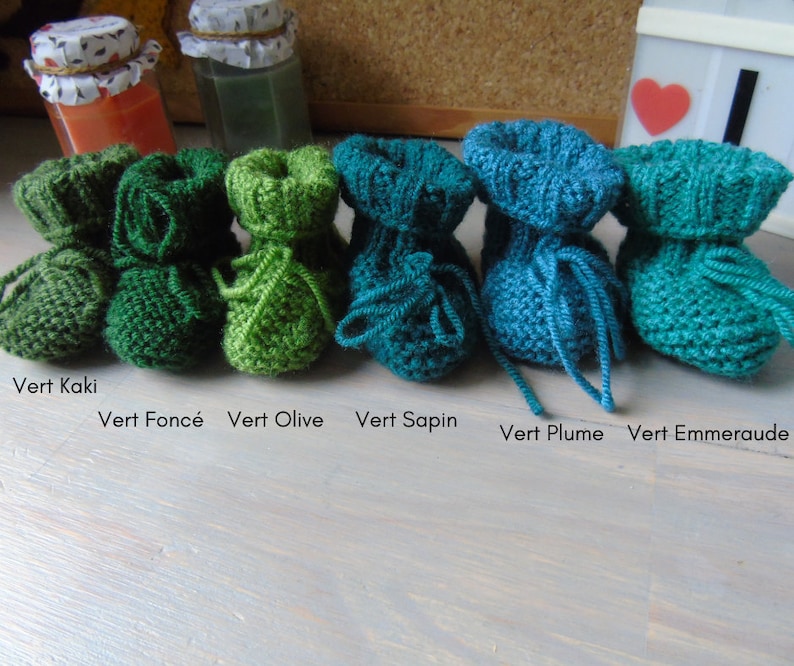 Chaussons bébé en tricot image 6