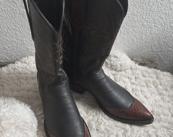 Handmade Women’s Western Boots Cowgirl J.B.Hill 7.5B USA Black, Caiman Wingtip, Pullstraps.