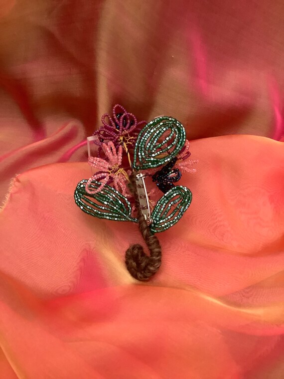 Sweetheart Gift Vintage Flower Brooch Pin with Buttons and Lace