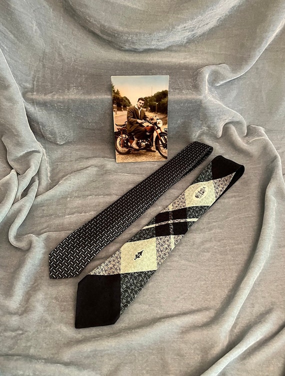 Men's Vintage Ties 1950's, Mid Century, Vintage cloth… Gem