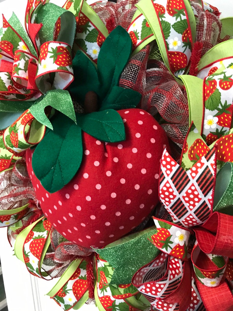 Strawberry themed front door wreath strawberries door decor | Etsy