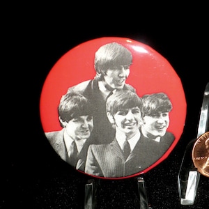 Vintage Beatles 1964 Red Pin-back Button