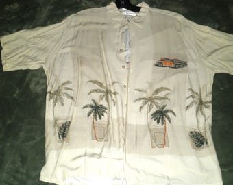 Vintage Pierre Cardin Men's Hawaiian Palm Trees Shirt XL Rayon Short Sleeve