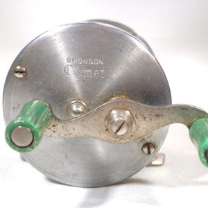 Vintage Bronson Comet Fishing Reel