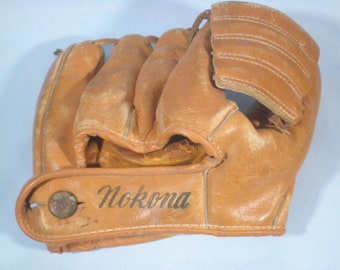 Old Style Nokona Baseball Mitts Vintage 1950's Nokona Leather