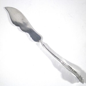 Oxford 1901 Silverplate Twisted Handle Master Butter Knife - Wm. Rogers & Son