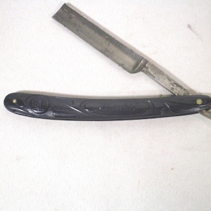 Robeson Shuredge Black Handle Straight Razor