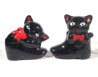 Vintage 1950s Black Cats in Boots Salt and Pepper Shakers Redware