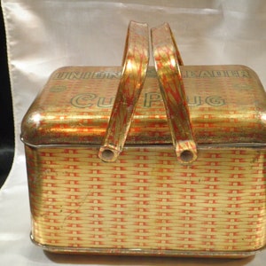 Union Leader Cut Plug Tobacco “Lunch Box” Tin