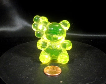 Boyd Patrick The Bear W/ Balloons Yellow Vaseline Glass