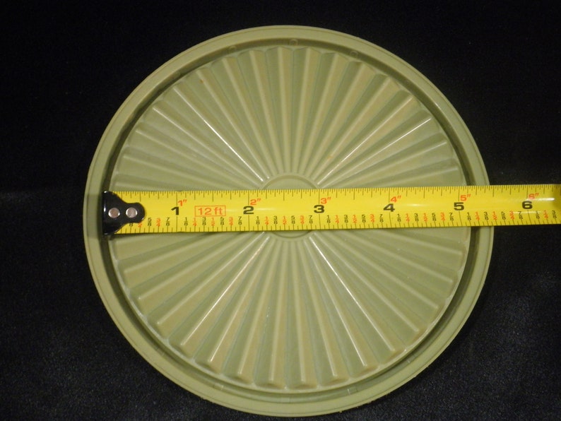 Tupperware Lids 812, 2545A, 238, 810, 2577A, 3096B, 2578A image 7