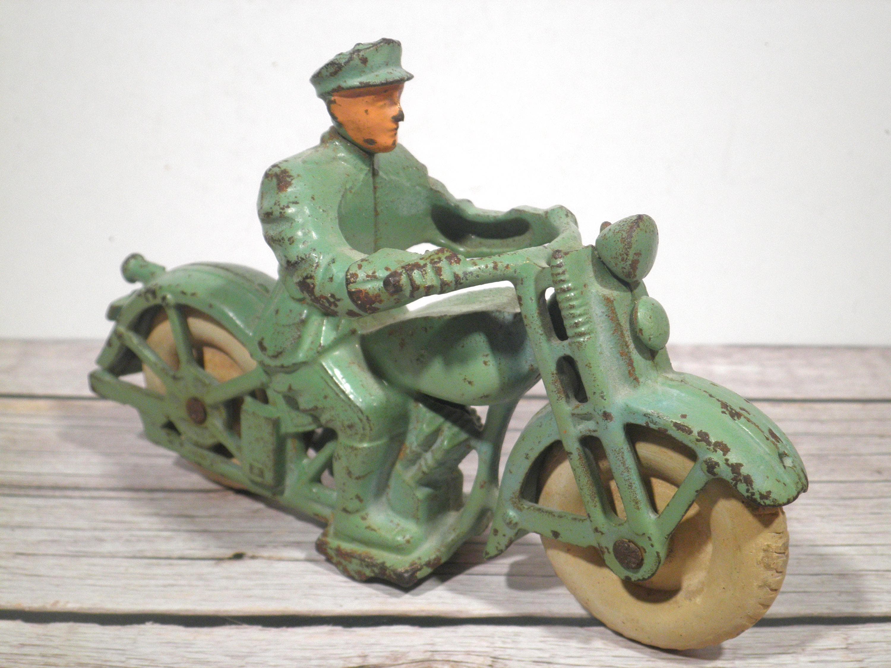 Hubley 1930's Cast Iron Toy Police Patrol Green Motorcycle - Etsy