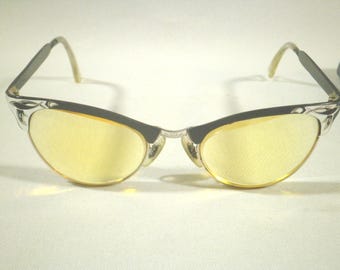 Gafas de mujer estilo ojo de gato de aluminio de mediados de siglo con lentes amarillas 1/10 12k gf