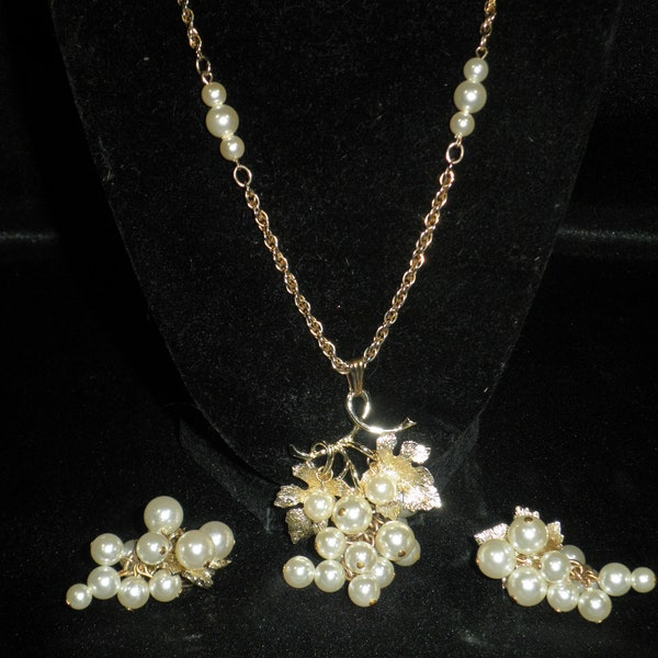 Judy Lee Gold Tone Leaf Faux Pearl Grape Necklace & Earrings