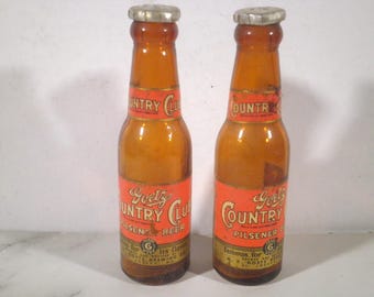 Vintage Goetz Country Club Pilsner Beer miniature glass Salt and Pepper Shakers