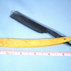 Rare Vintage &quot;Lee&#39;s Lightning&quot; Straight Edge Razor with Woman on Celluloid Handle - Lee Cutlery Co.