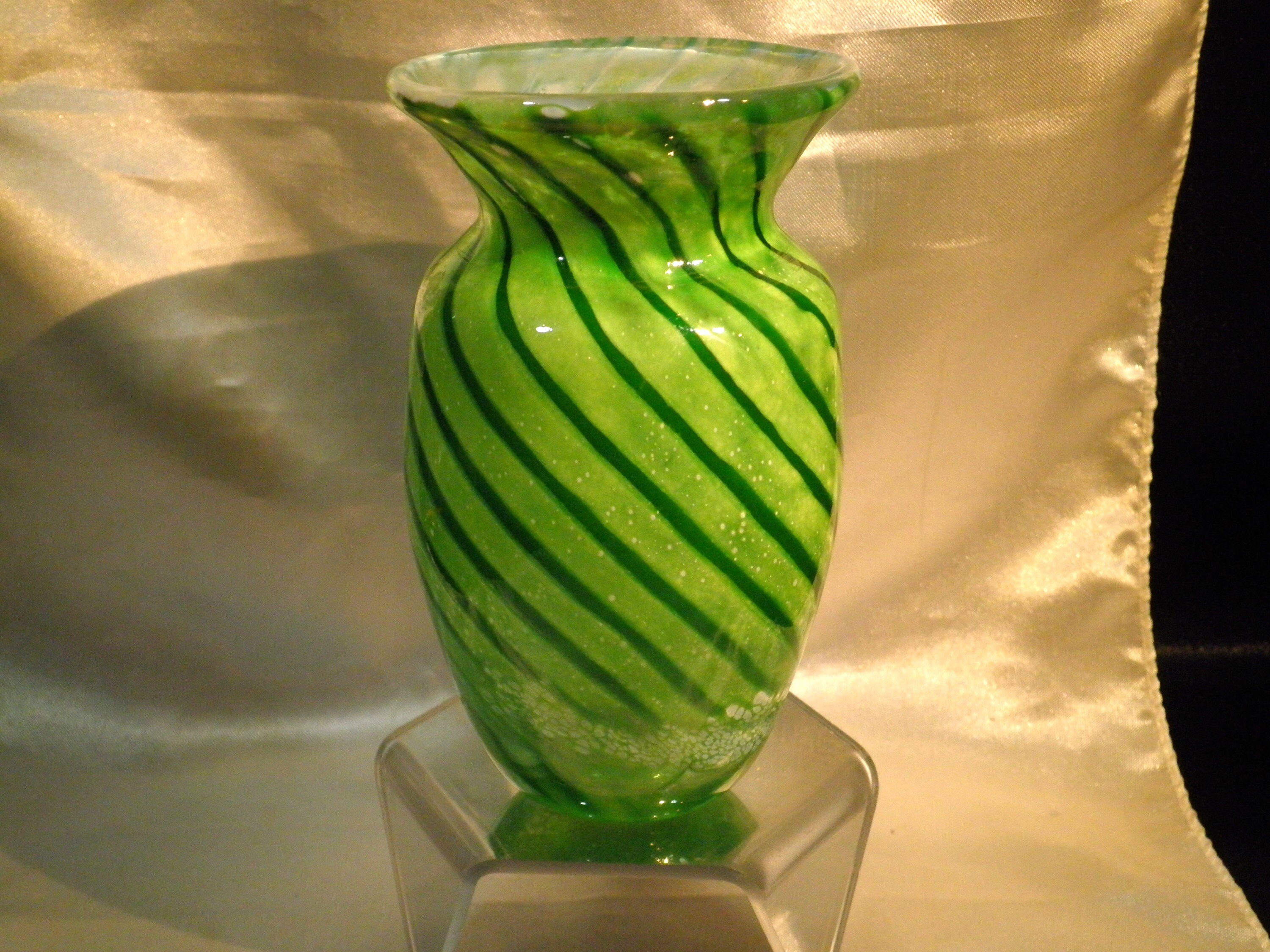 Green Spiral Art Glass Vase Artist Signed 1998 Etsy