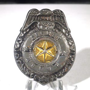 Vintage 1950s Secret Agent Toy Tin Badge