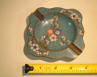 Vintage China Blue Enamel Cloisonne Brass Ashtray with Floral Decorations