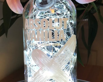 Absolut Vanilla Vodka Bottle Light (70cl with 100 micro LED cool white lights and original bottle cap)