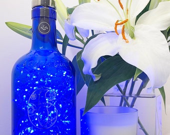 6 O'Clock Gin Bottle Light, Blue, 100 Lights, Original Top