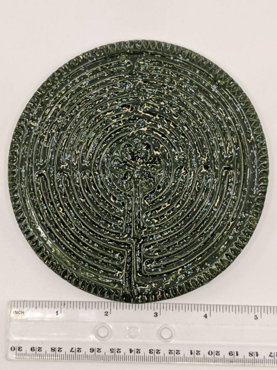 Medieval Cathedral Maze Game Ceramic Circular Chartres Finger Labyrinth ...