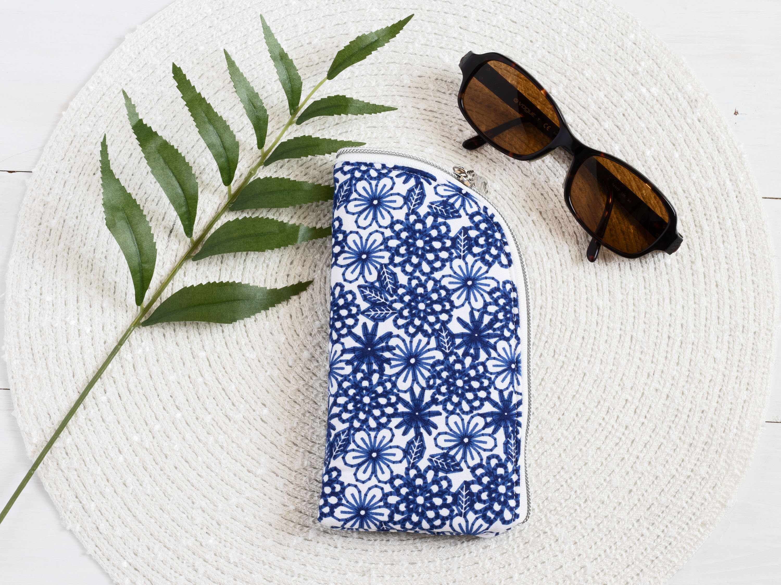 Blue Floral Sunglasses Pouch: Padded Zipper Eyeglass Case - Etsy