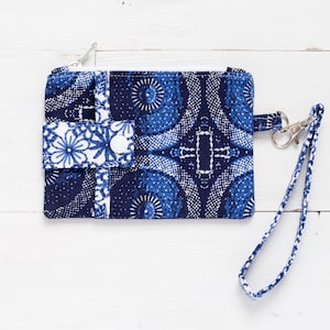 Mini bolso de mano azul y blanco, cartera pequeña con correa para la muñeca, tarjetero para identificación, monedero con correa para la muñeca