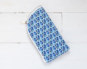 Sunglasses Pouch, Blue Geometric Eyeglass Case, Fabric Zipper Pouch, Zippered Sunglasses Holder, Padded Glasses Case