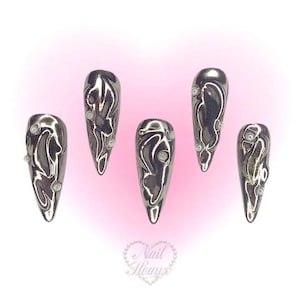 KEEPIN’ IT CHROME Silver Chrome 3D Abstract Reusable Press On Nails