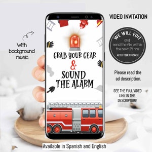 Puede incluir: Un camión de bomberos rojo con una escalera y una luz roja parpadeante. El texto "Grab Your Gear & Sound The Alarm" está sobre un fondo blanco. El texto "Video Invitation" está en la esquina superior derecha de la imagen. El texto "We Will Edit and send the file within the next 24 hrs after your purchase" está en un círculo con un fondo blanco y texto negro. El texto "Please read the ad description" está debajo del círculo. El texto "See the full video link in the description!" está debajo de la descripción del anuncio. El texto "Available in Spanish and English" está en la parte inferior de la imagen.