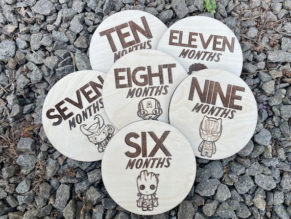 Avengers superhero monthly milestone markers/ baby shower gift for comic superhero avenger newborn