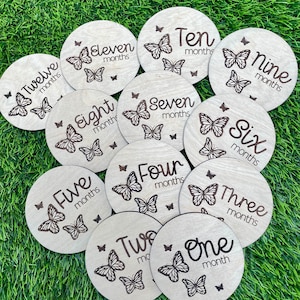 Wunderschöne Schmetterlings-Meilensteinmarkierungen für den Monat, Baby-Mädchen-Babyparty-Geschenk, Foto-Requisiten-Set für den Monat